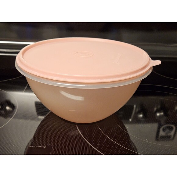 Vintage Tupperware Wonderlier Sheer Bowl #236-17 w/ Pink lid # 229-5 - Picture 4 of 8